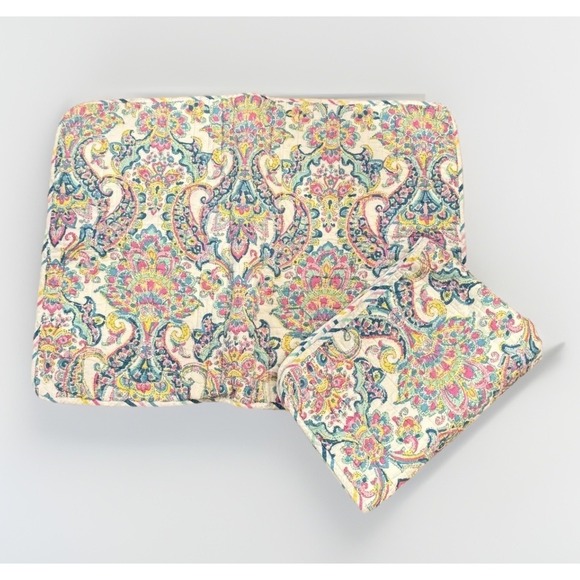 Cynthia Rowley Pair Standard Quilted Pillow Shams Pink Turquoise Paisley - Picture 1 of 4